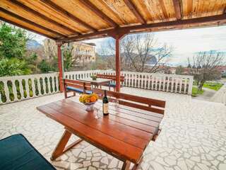 Апартаменты Apartments Djordje Петровац Трехместный номер с общей ванной комнатой-5